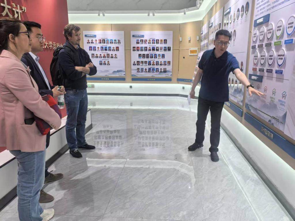 图2.jpg